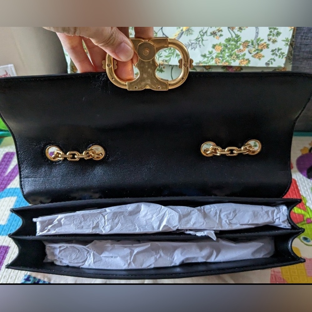 Tory Burch Black Floral Bag with Gold Chain - Picture 5 of 13
